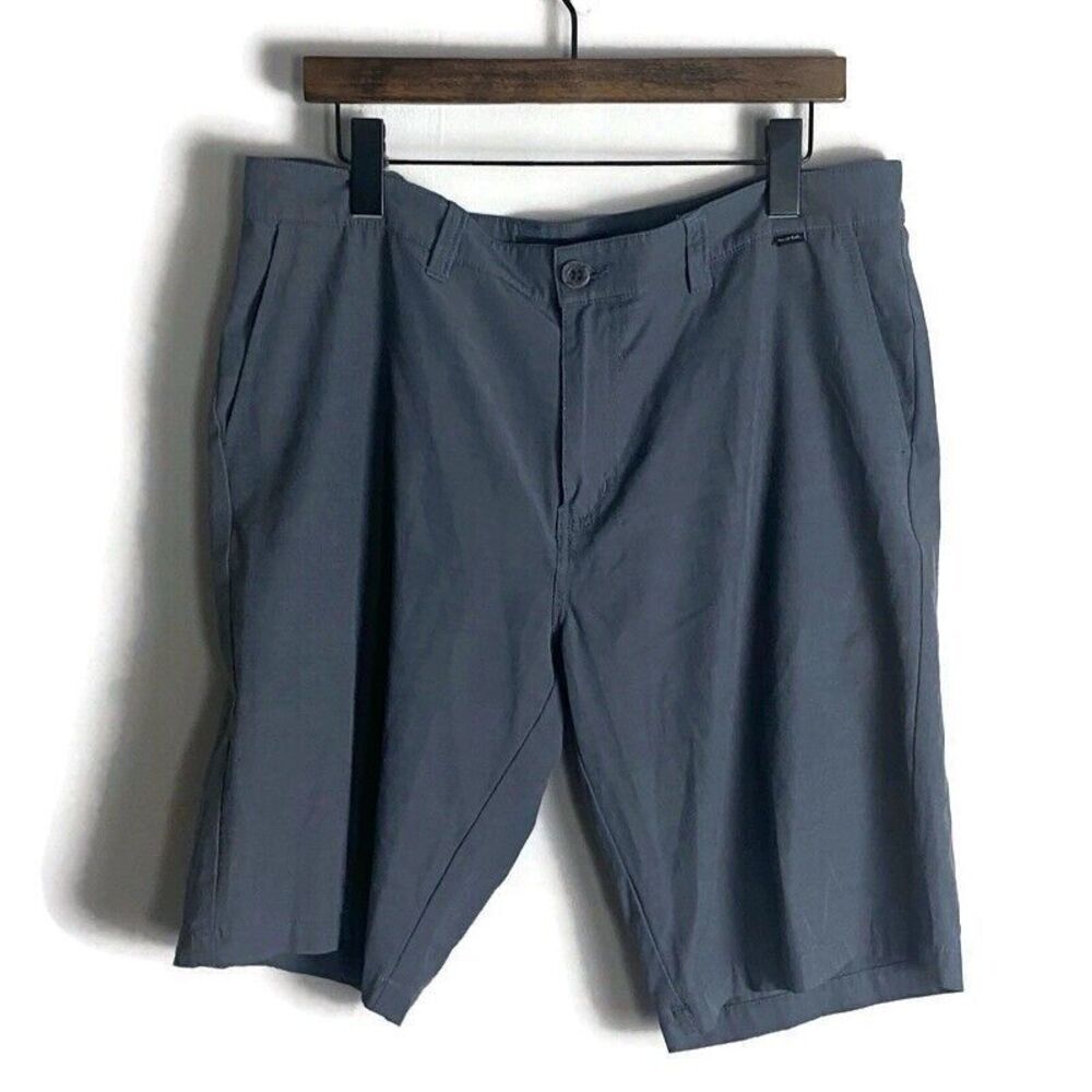 TRAVIS MATHEW Mens Gray Striped Performance Shorts Size 36 Golf Stretch Logo